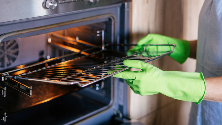 How to Clean Kitchen Steel Rack