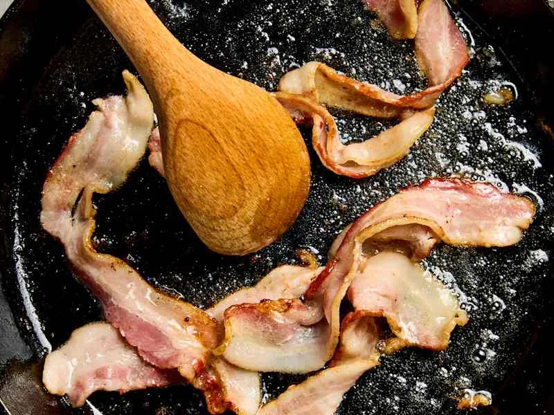 How to Cook Bacon in a Frying Pan