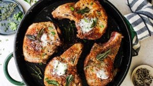 How to Pan Fry Pork Chops