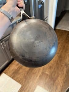 How to Restore Baking Pans