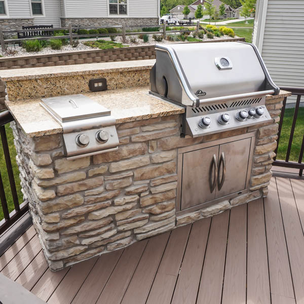 Outdoor Built in Kitchen Grill