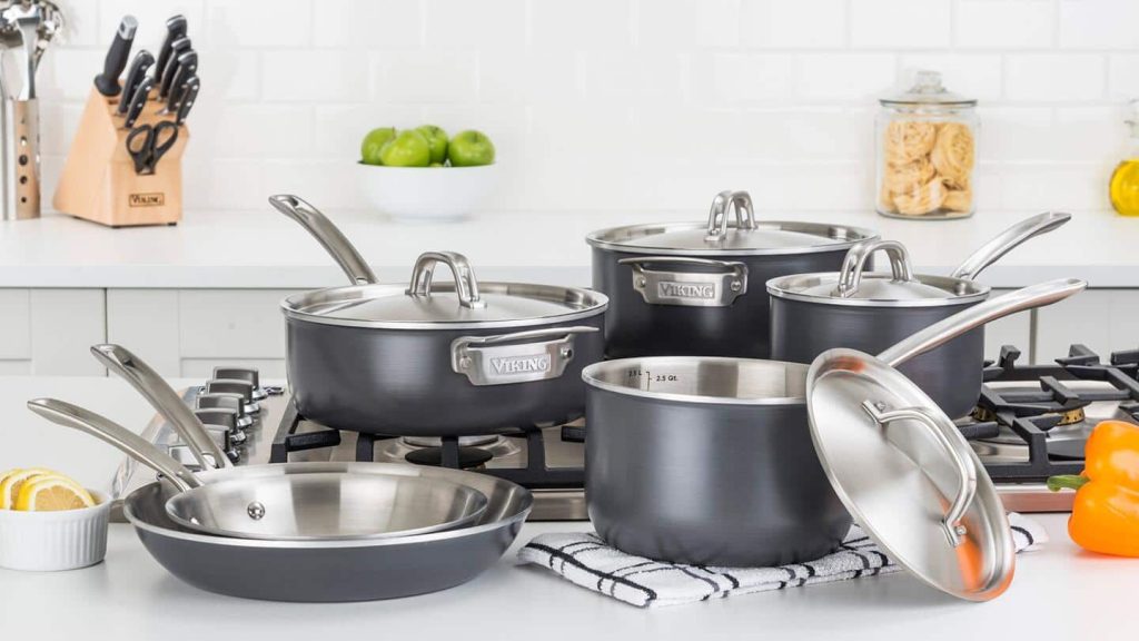 What Pans Do I Need in My Kitchen